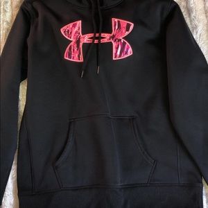 Under Armour sweatshirt